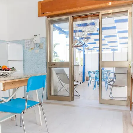 Holiday home Casa Tulipano 1 Sx A 200 Mt Dal Mare Di